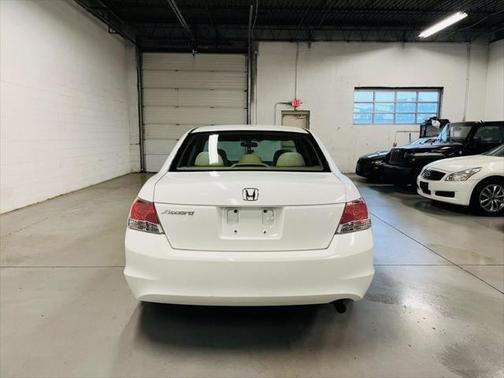 2010 Honda Accord LX Sedan 4D