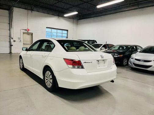 2010 Honda Accord LX Sedan 4D