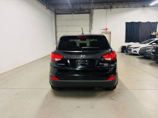 Black 2011 Hyundai TUCSON Limited