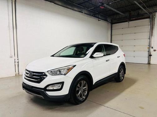 White 2013 Hyundai SANTA FE Sport
