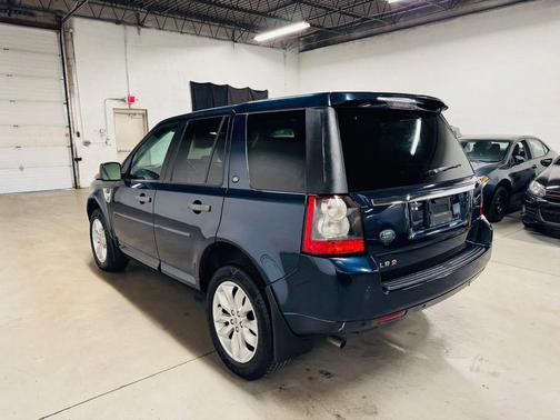 2012 Land Rover LR2 Sport Utility 4D