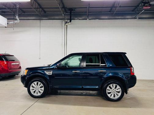 2012 Land Rover LR2 Sport Utility 4D