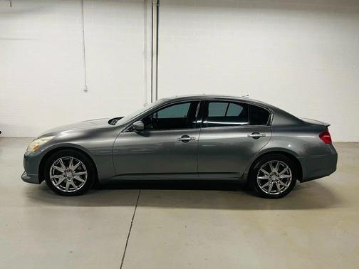 2012 INFINITI G37 G37x Sedan 4D