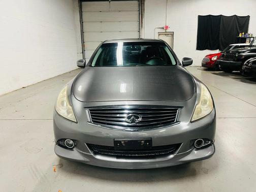 2012 INFINITI G37 G37x Sedan 4D
