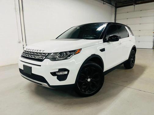 White 2015 Land Rover Discovery Sport HSE
