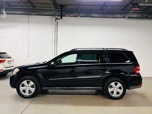 Black 2010 Mercedes-Benz GL-Class GL 450 4MATIC