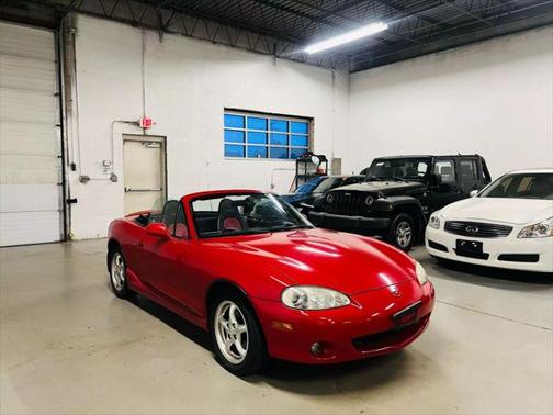 2002 Mazda MX-5 Miata Convertible 2D