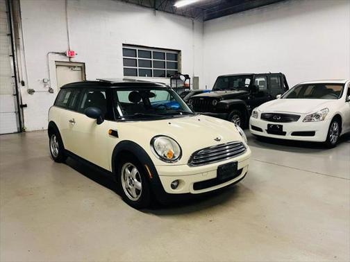 2010 MINI Cooper Clubman Base