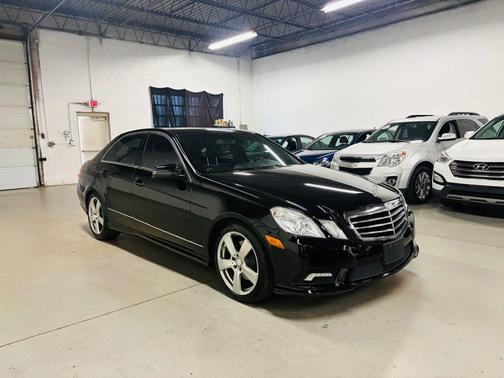 Black 2011 Mercedes-Benz E-Class E 350 4MATIC