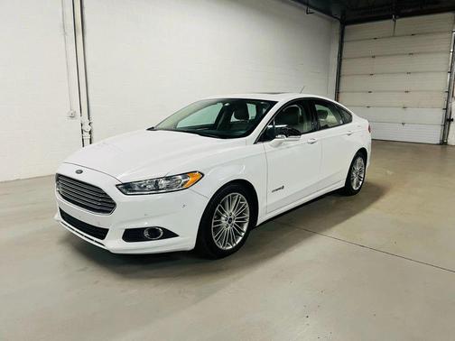 2014 Ford Fusion Hybrid SE