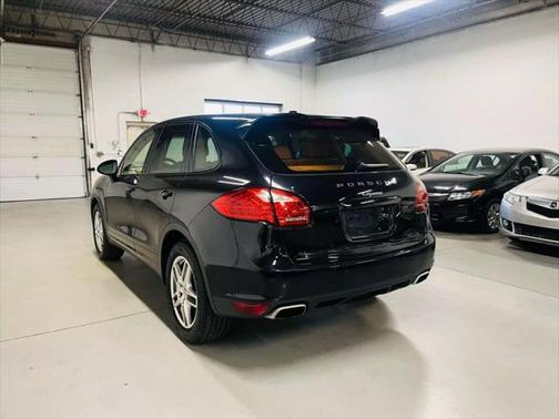 2013 Porsche Cayenne Base