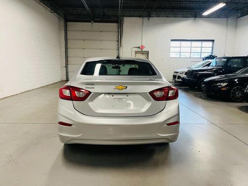 2018 Chevrolet Cruze LS