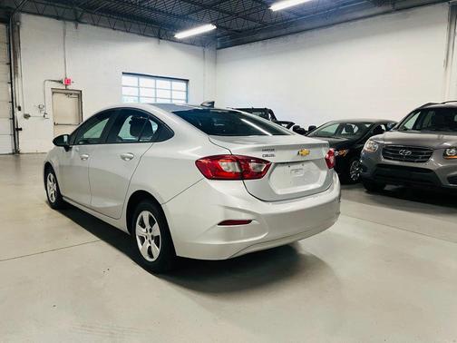 2018 Chevrolet Cruze LS