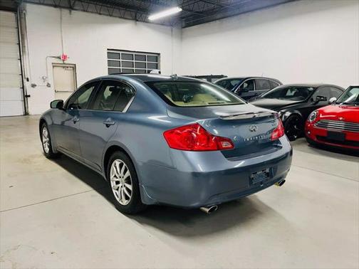 2008 INFINITI G35 G35x Sedan 4D