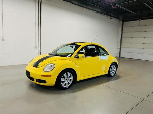 2009 Volkswagen New Beetle S