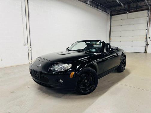 2006 Mazda MX-5 Miata Sport
