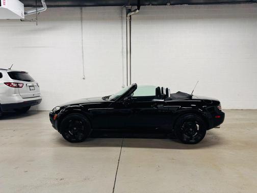 2006 Mazda MX-5 Miata Sport