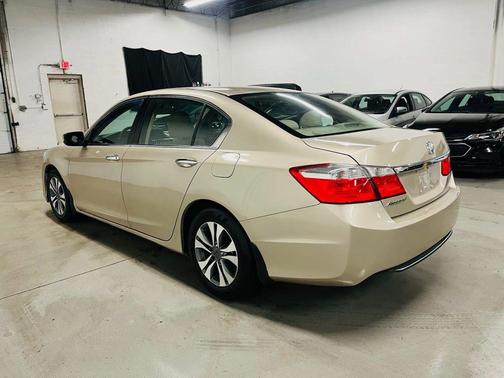 2013 Honda Accord LX Sedan 4D