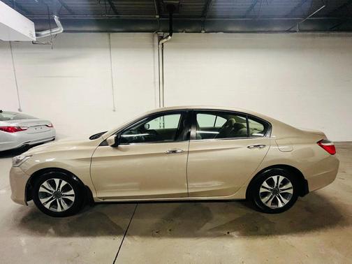 2013 Honda Accord LX Sedan 4D