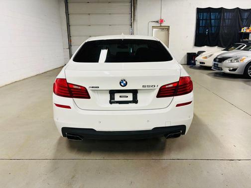 White 2014 BMW 550 i xDrive
