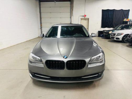 Gray 2011 BMW 550 i xDrive