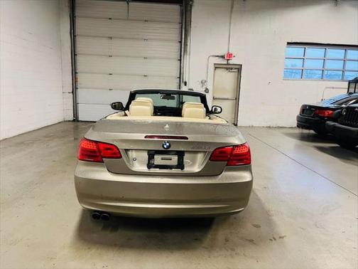 2011 BMW 328 i