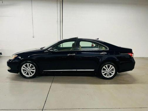 2010 Lexus ES 350 Base