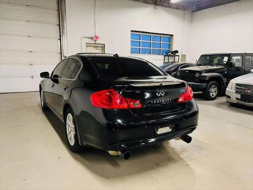 2010 INFINITI G37x G37x Sedan 4D