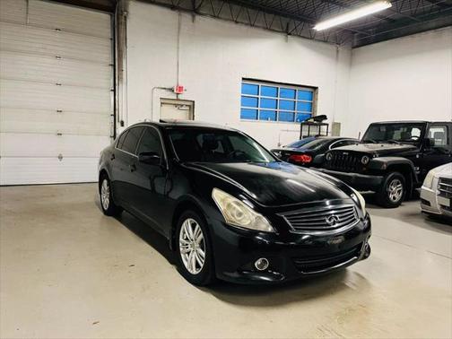 2010 INFINITI G37x G37x Sedan 4D
