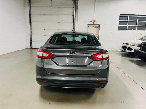2013 Ford Fusion Hybrid SE Hybrid