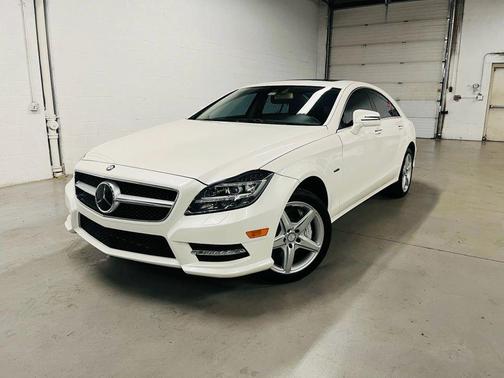 White 2012 Mercedes-Benz CLS-Class CLS 550