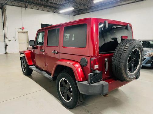 2012 Jeep Wrangler Unlimited Sahara