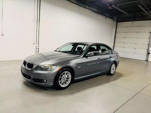 2010 BMW 328 i