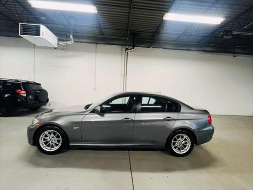 2010 BMW 328 i