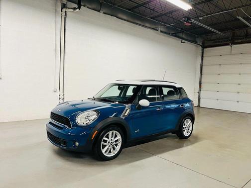 2011 MINI Cooper S Countryman Base