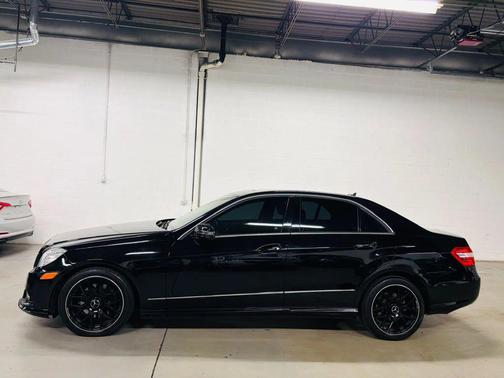 Black 2010 Mercedes-Benz E-Class E 350 4MATIC