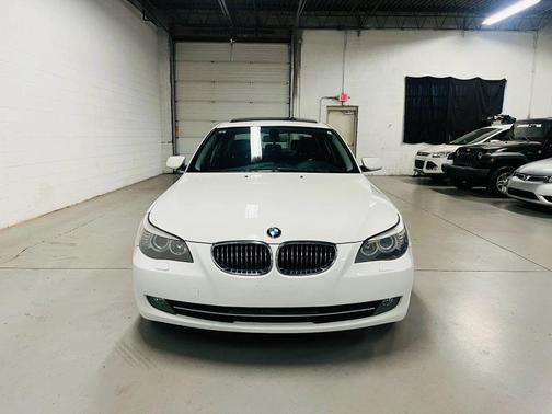 2008 BMW 528 xi