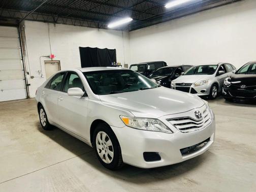 2010 Toyota Camry LE
