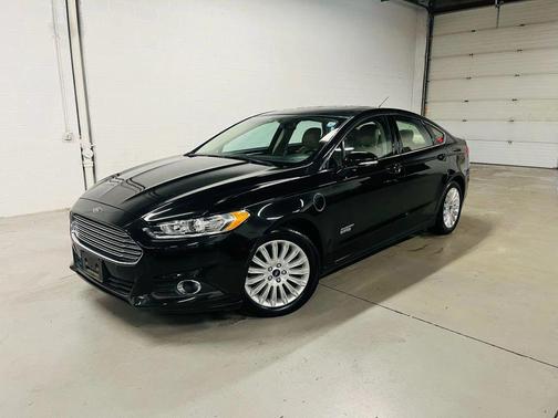 2013 Ford Fusion Energi SE Luxury