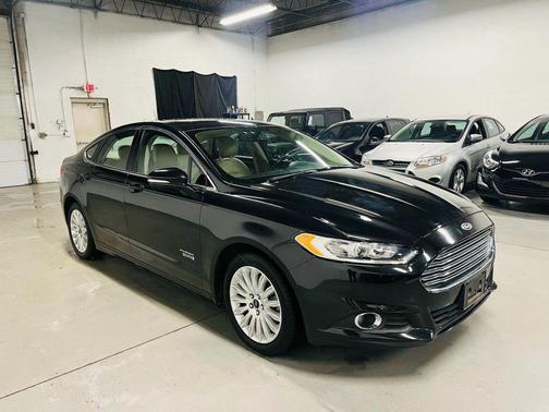 2013 Ford Fusion Energi SE Luxury