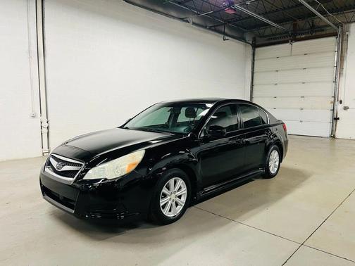 BLACK 2010 Subaru Legacy Premium