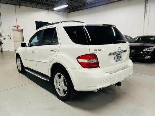 2008 Mercedes-Benz M-Class ML 550 4MATIC