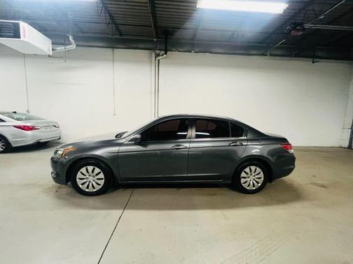 2009 Honda Accord LX Sedan 4D
