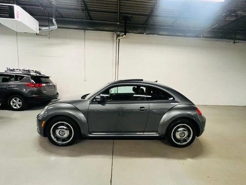 2012 Volkswagen Beetle 2.5L
