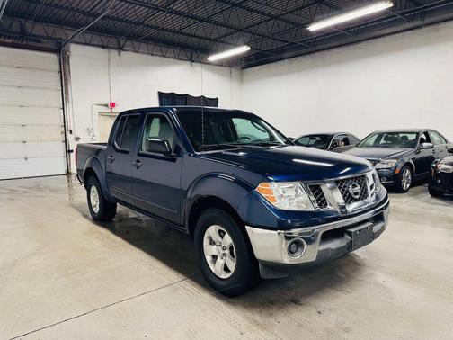 Blue 2011 Nissan Frontier SV
