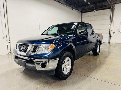 Blue 2011 Nissan Frontier SV
