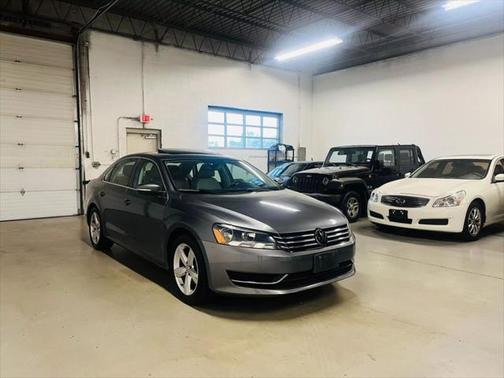 2013 Volkswagen Passat 2.5 SE