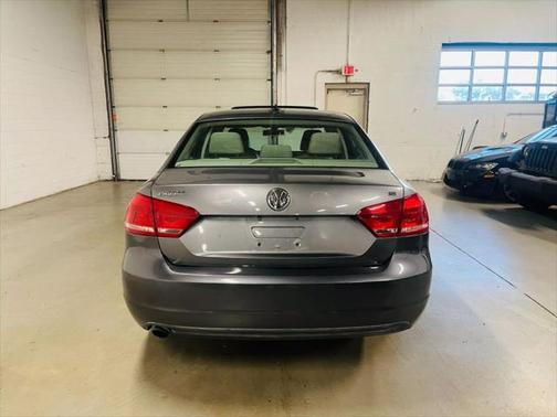 2013 Volkswagen Passat 2.5 SE