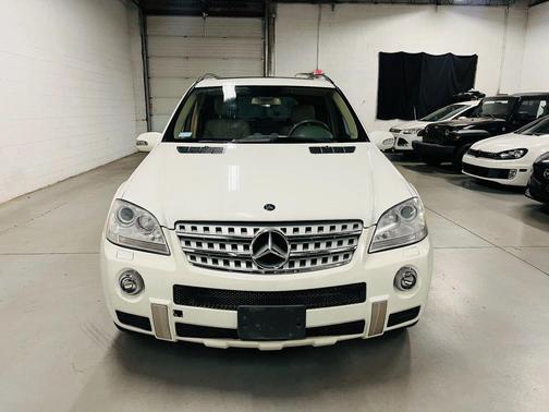 2008 Mercedes-Benz M-Class ML 550 4MATIC