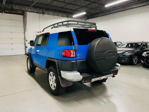 2007 Toyota FJ Cruiser Base